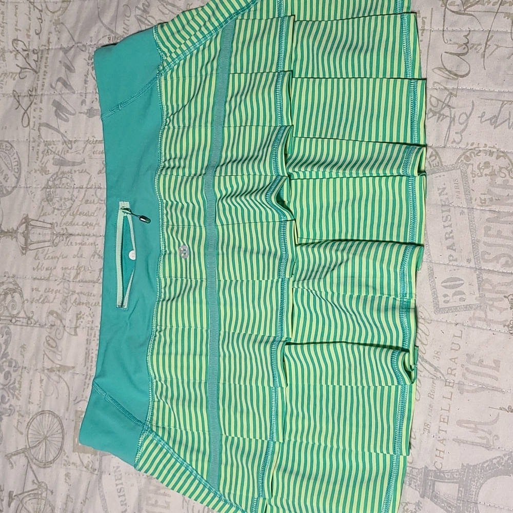 COPY - Lululemon skirt 🍋